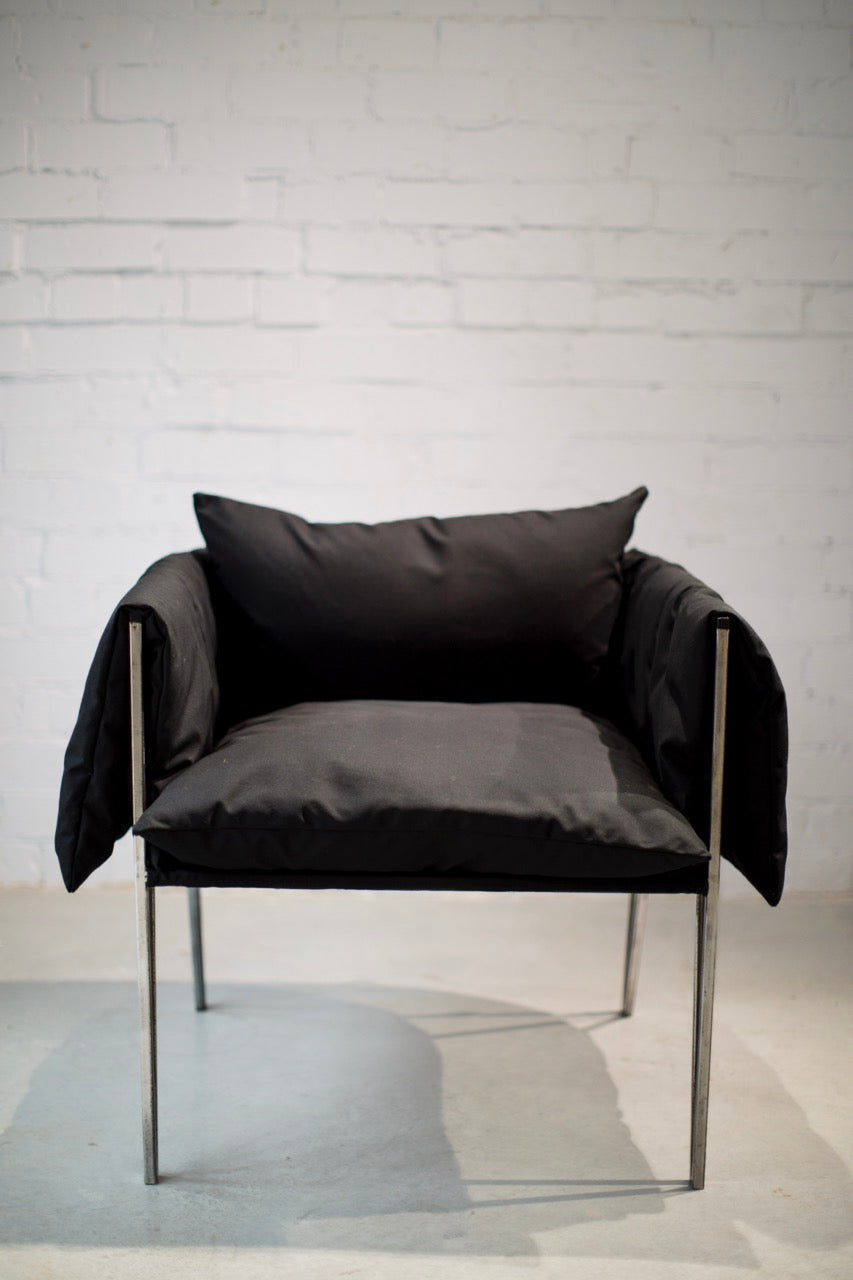 Fiilii design black canva fabric chair with metal frame